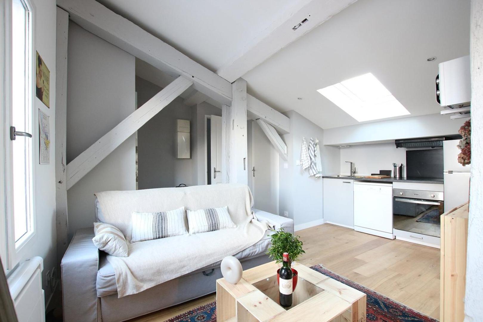 Guestready - Sunny Attic Apt Near Grand Theatre Bordeaux Dış mekan fotoğraf