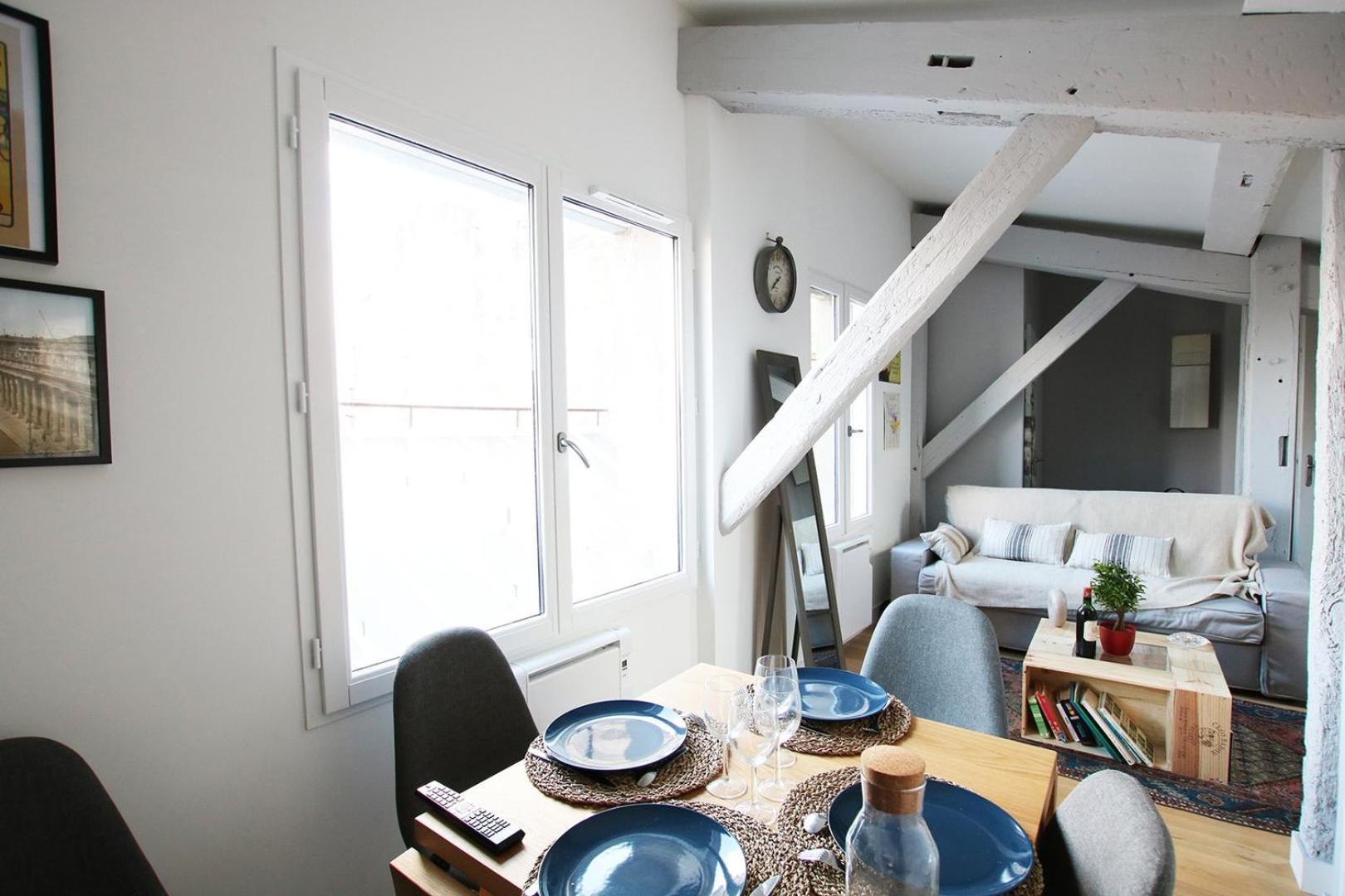 Guestready - Sunny Attic Apt Near Grand Theatre Bordeaux Dış mekan fotoğraf